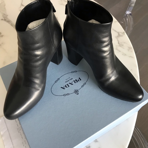 Prada Block Heel Booties 41 black leather - Picture 5 of 8